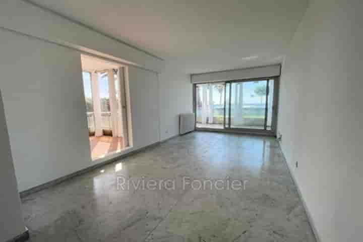 Apartment for sale in Cannes