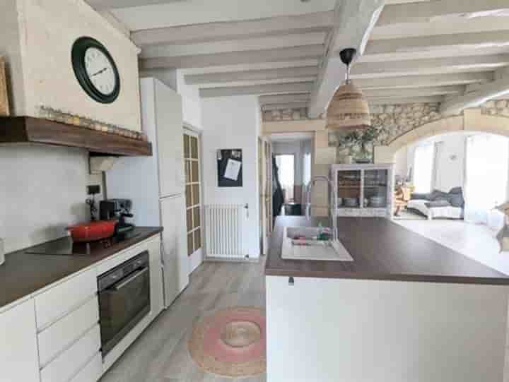 House for sale in Sainte-Bazeille