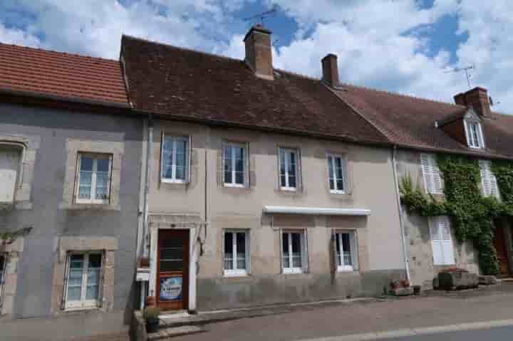 House for sale in Clugnat