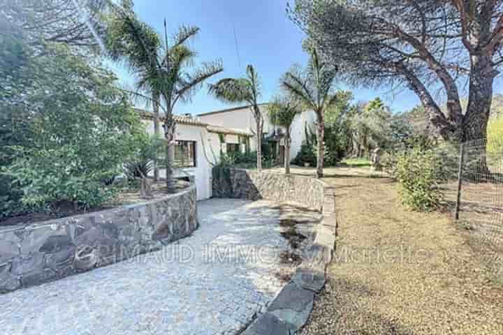 House for sale in Grimaud