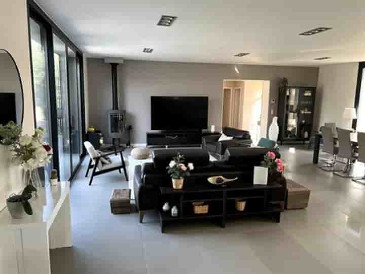 House for sale in Tréfumel