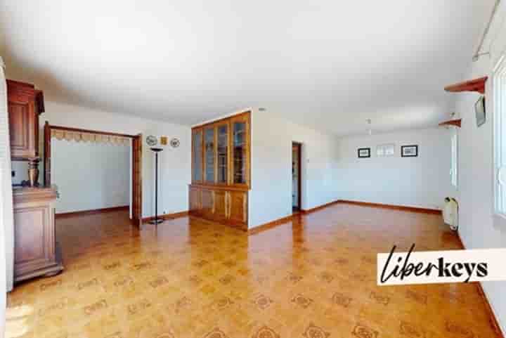 House for sale in Arles