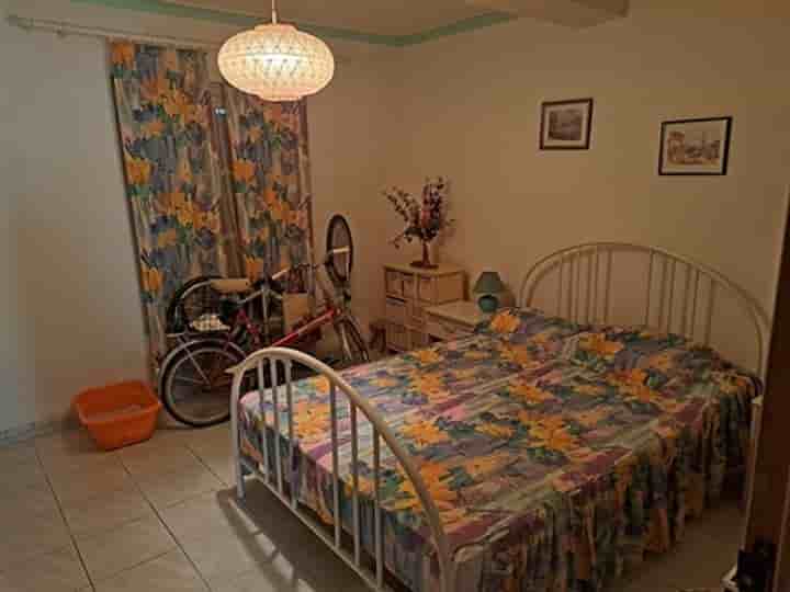 House for sale in Colombiers