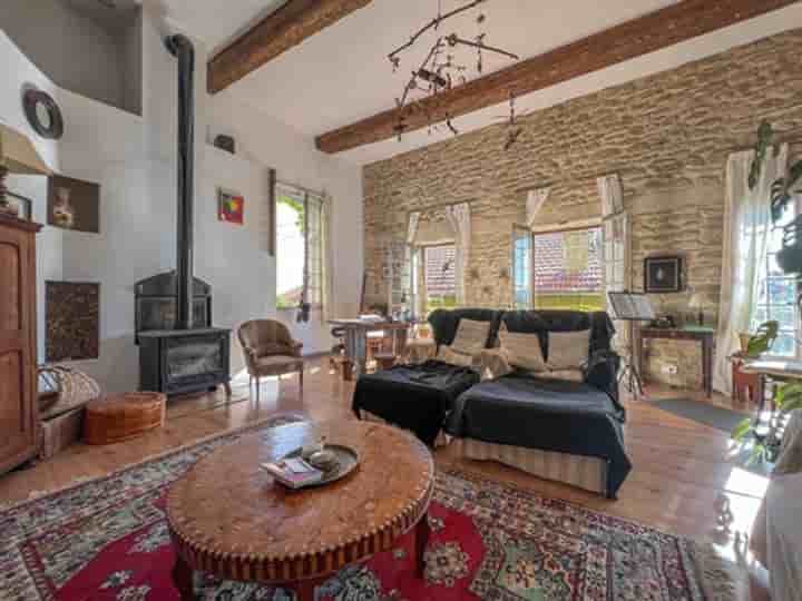 House for sale in Caromb