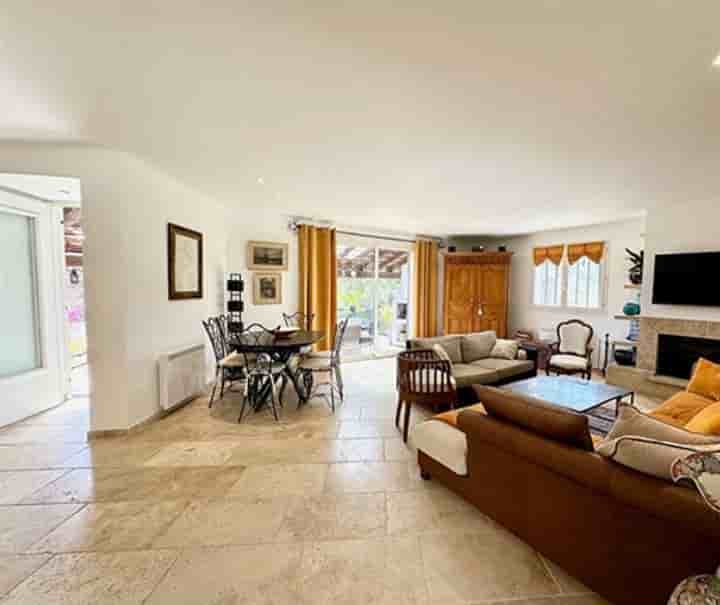 House for sale in Bandol