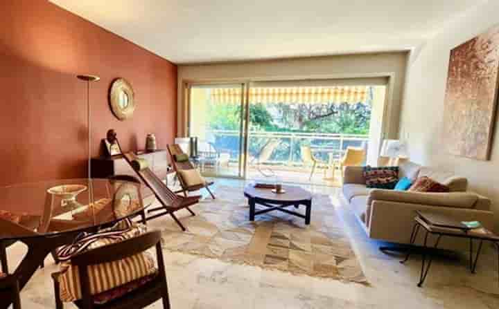 Apartment for sale in Antibes