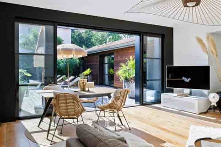 House for sale in Anglet