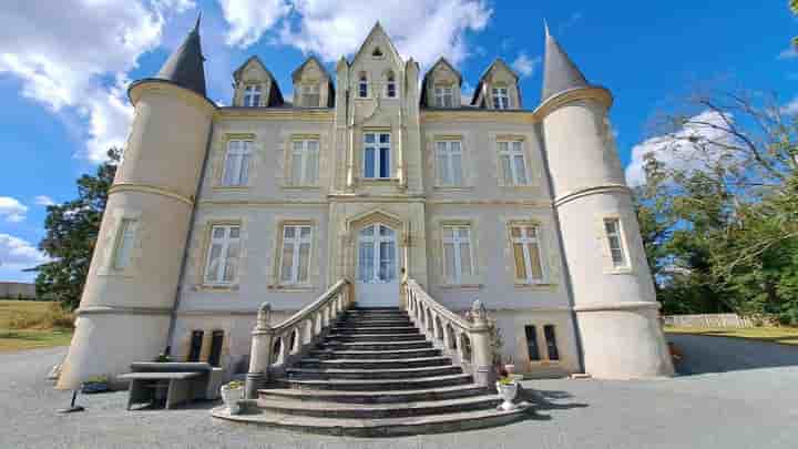 Casa in vendita a Montluçon