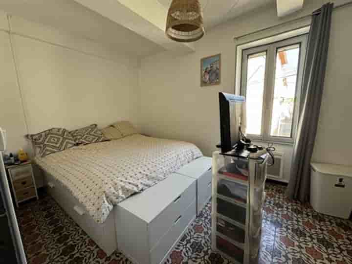 House for sale in Caux