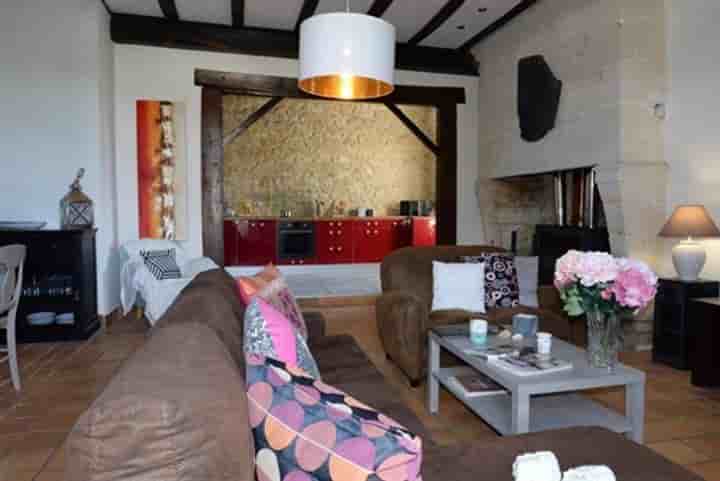 House for sale in Saintes