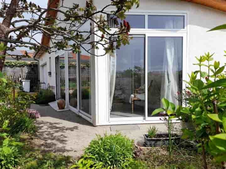 House for sale in Renaison