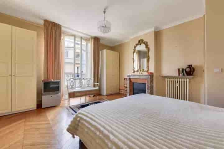 Apartment for sale in Paris 16ème