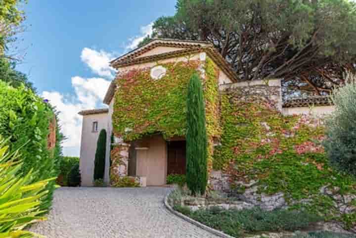 Casa in vendita a Grimaud