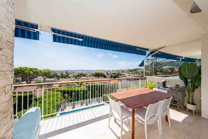 Apartment for sale in Cannes