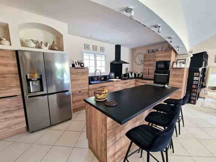 House for sale in Suze-la-Rousse