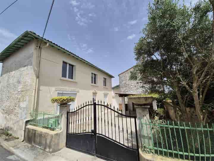 House for sale in chaniers