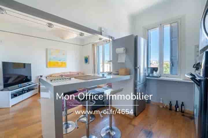 Apartment for sale in Marseille