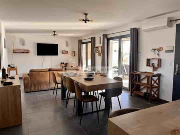 House for sale in Paradou