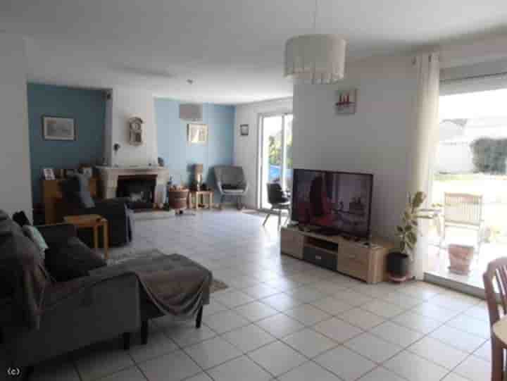 House for sale in Villefagnan