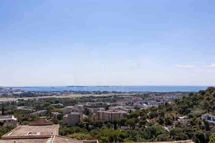 Apartment for sale in Mandelieu-la-Napoule