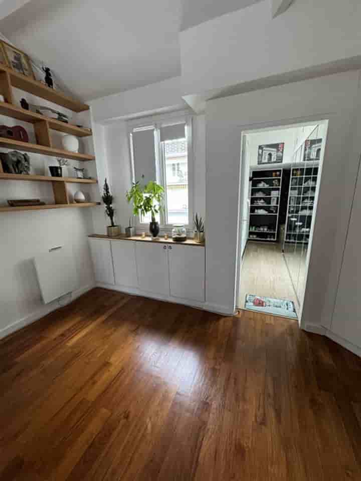 Apartment for sale in Paris 18ème