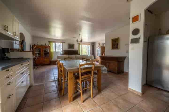 House for sale in Levens