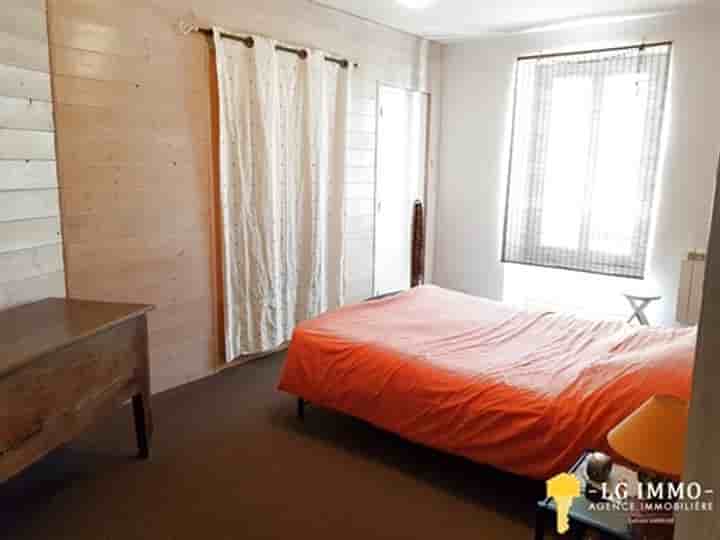 House for sale in Saint-André-de-Lidon
