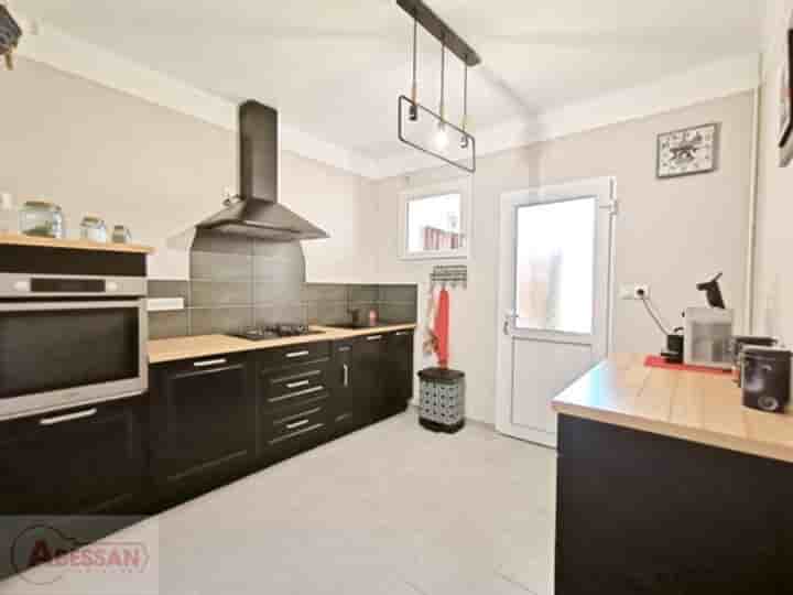 House for sale in Cardet