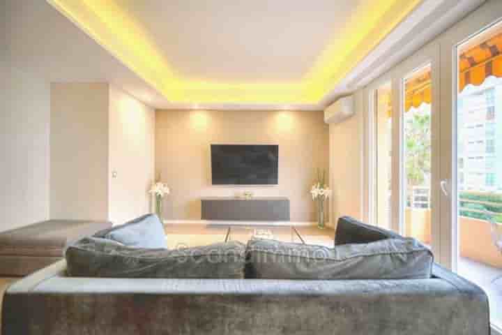 Apartment for sale in Cannes