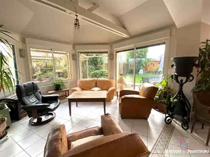 House for sale in Laval