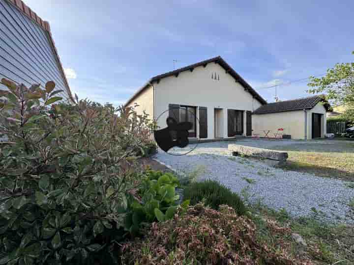 House for sale in moncoutant