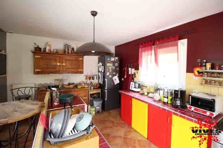 House for sale in Saint-Beauzély