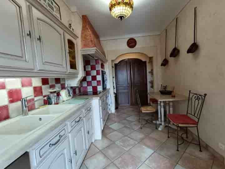 House for sale in Agen