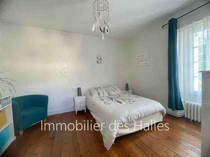 House for sale in Craon