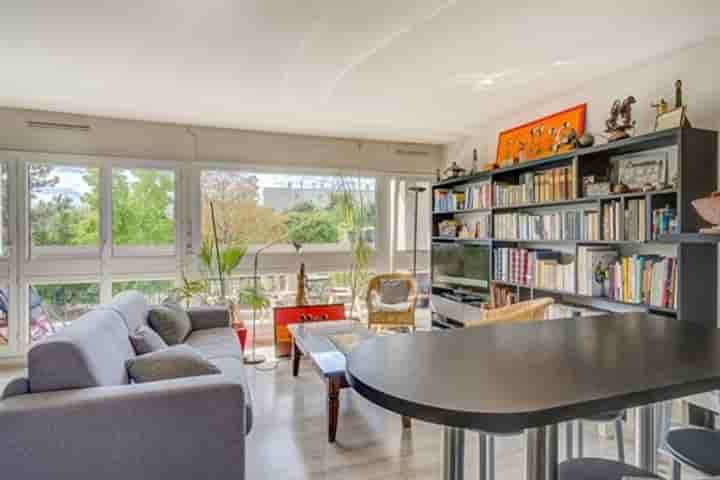 House for sale in Nanterre