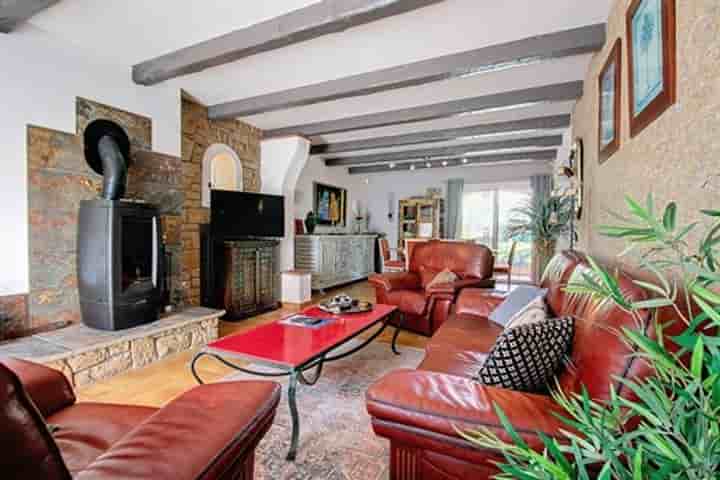 House for sale in Saint-Raphaël