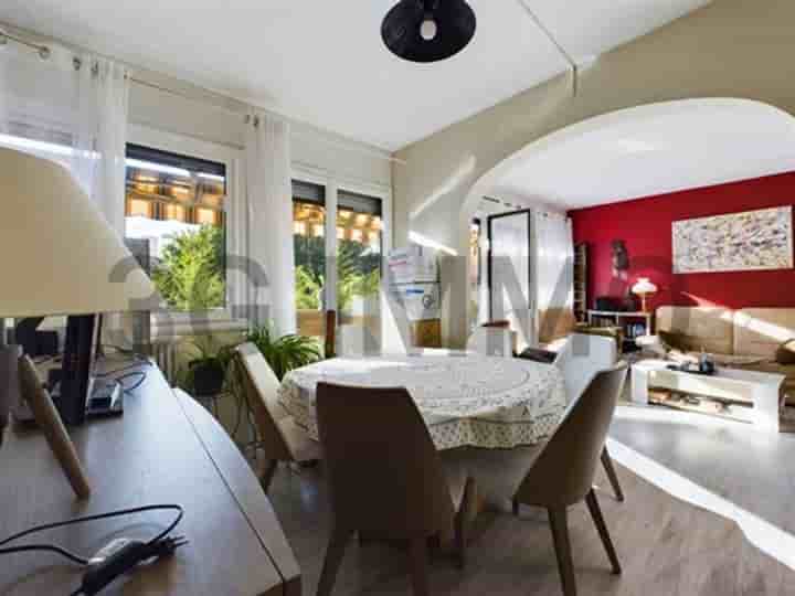 Apartment for sale in Nîmes