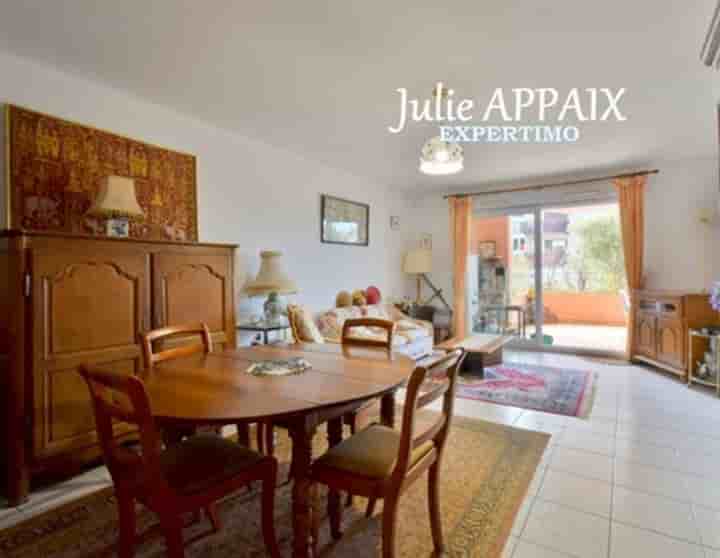 Apartment for sale in Saint-Raphaël