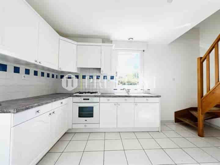 House for sale in Peillac