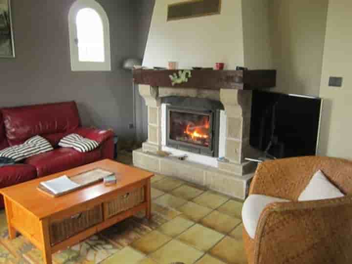 House for sale in Ussel