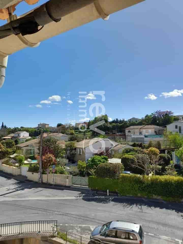 House for sale in Montbazin