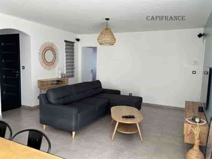 House for sale in Saintes
