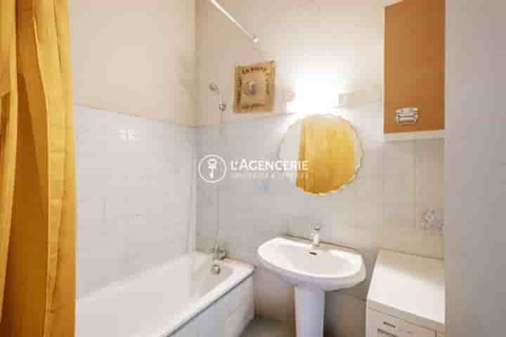 Apartment for sale in Bordeaux