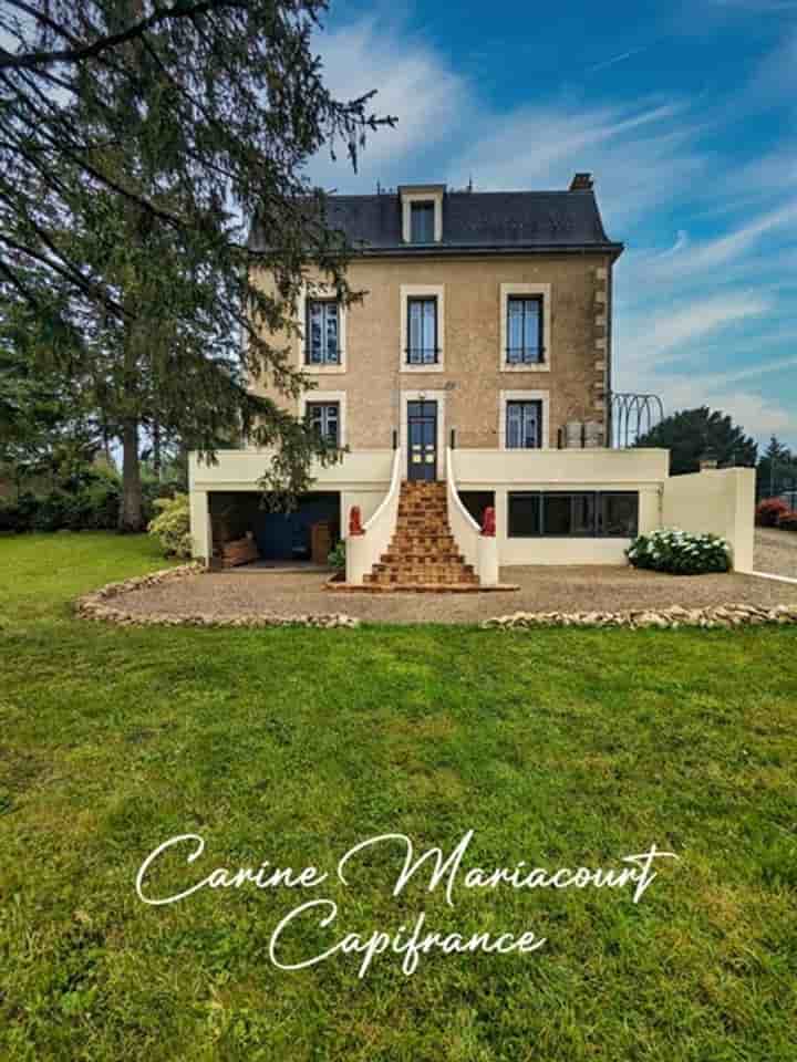 House for sale in Saint-Maixent-lEcole