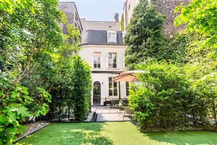 Maison à vendre à Paris