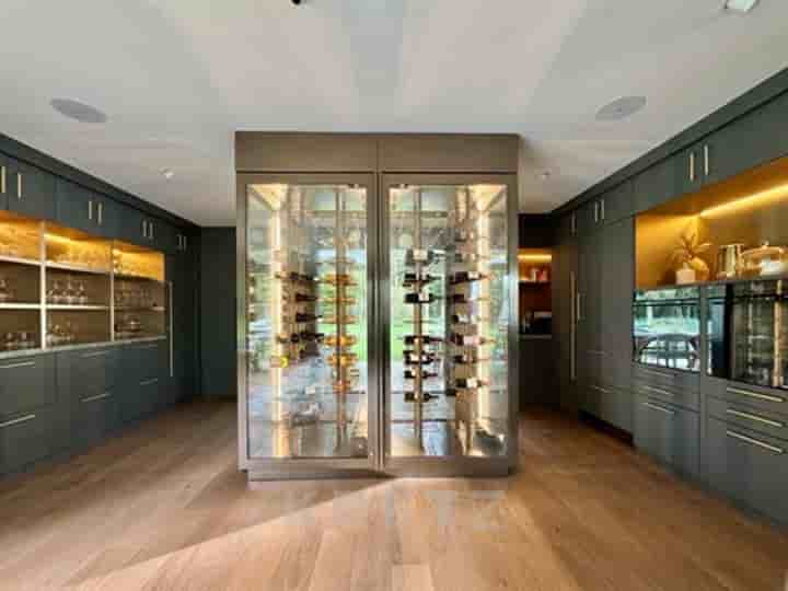 House for sale in Saint-Julien-lArs