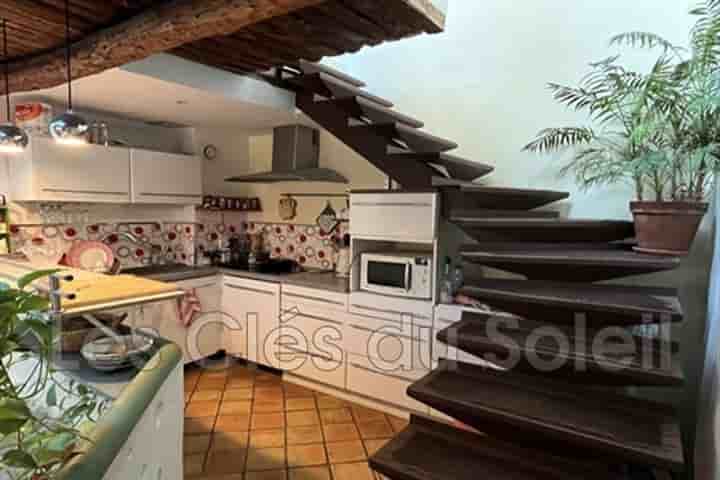 House for sale in Ollioules