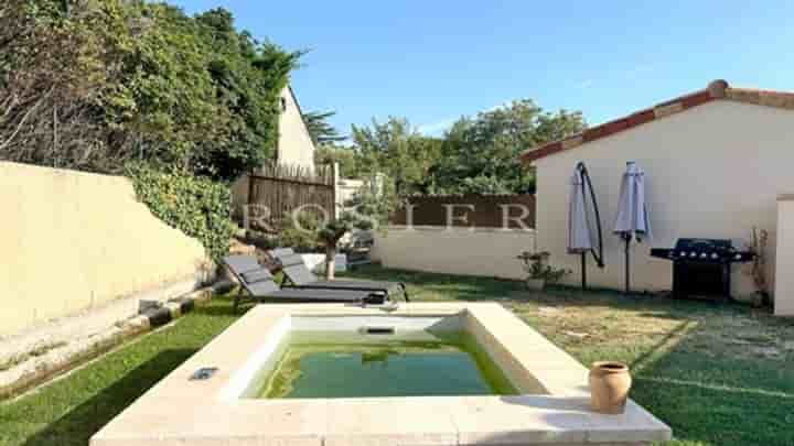 House for sale in Caromb