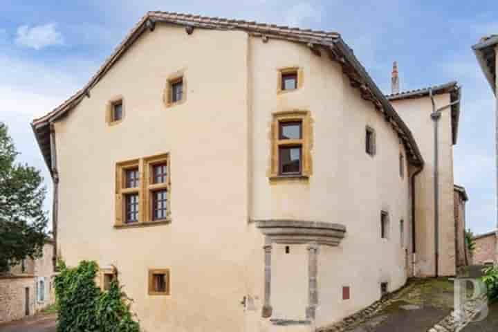 Maison à vendre à Saint-Haon-le-Châtel