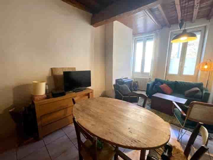 House for sale in Agen